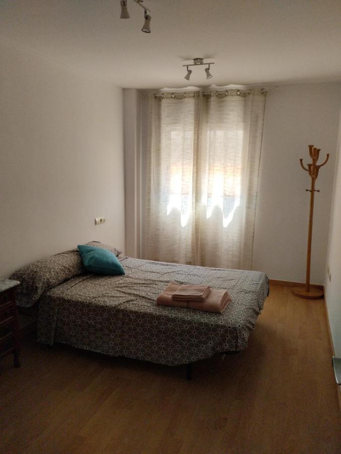 Apartamentos Canana De Vega Flix Eksteriør billede